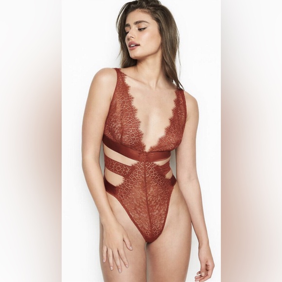 Victoria’s Secret Very Sexy Banded Plunge Teddy Sienna Lace Lingerie